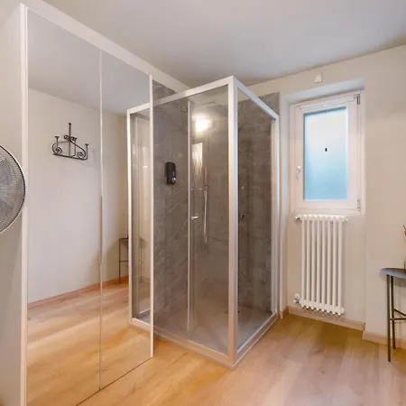 Aloha Lake Apartment